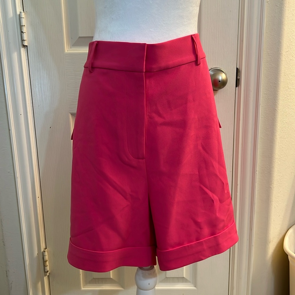 Nina Parker shorts, size 2X. NWT.